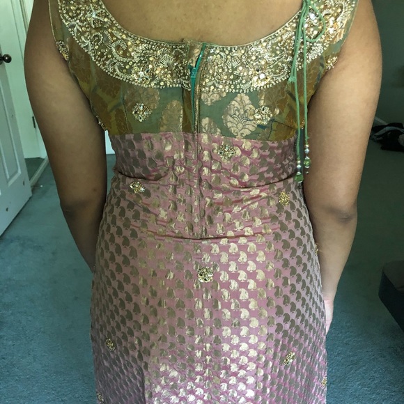 Beautiful pink Indian 3 piece outfit!